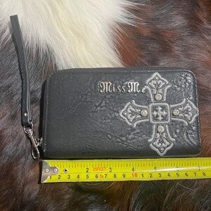 Miss Me wallet like new